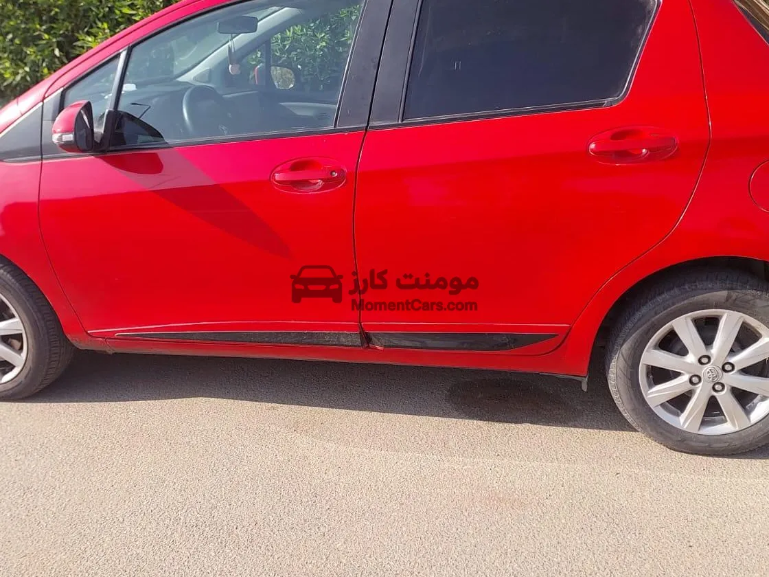 تويوتا ياريس 2018 اتوماتيك هاتشباك للبيع