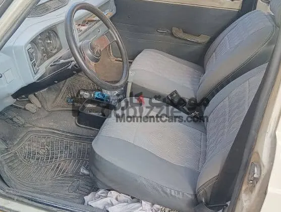 فيات 128 موديل 1988 سيدان بحالة ممتازة للبيع