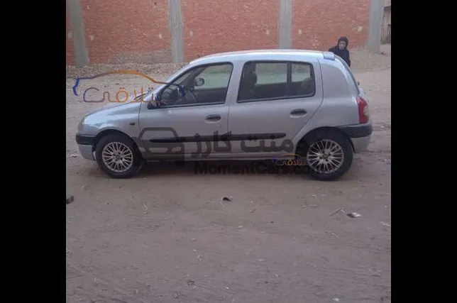 رينو كليو 2000 مانيوال رشة خارج فابريكة دواخل