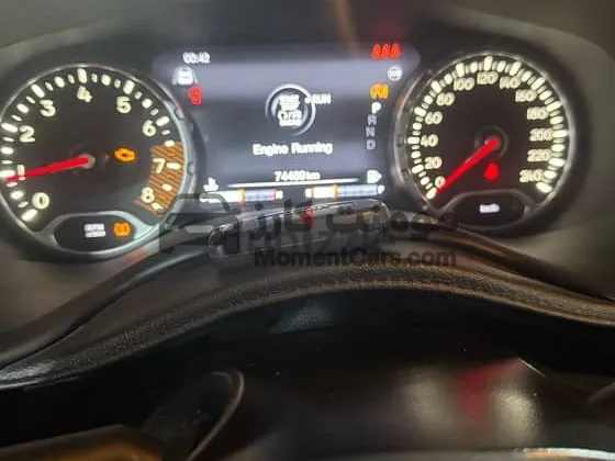 جيب رينيجيد 2020 اوتوماتيك للبيع