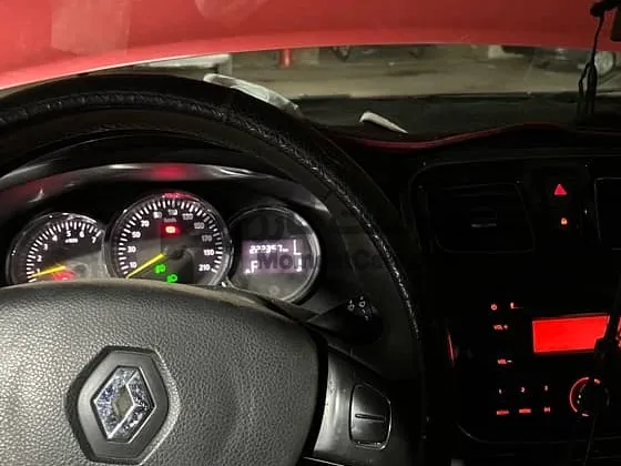 رينو لوجان 2016 اتوماتيك فئة تالتة للبيع