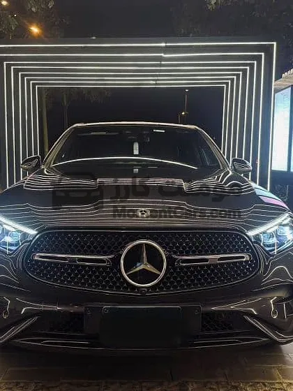 مرسيدس GLC 300 موديل 2024 كسر زيرو للبيع