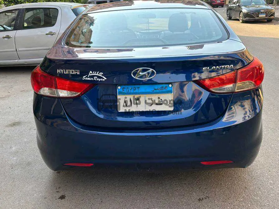 هيونداي النترا 2012 اتوماتيك فتحة سقف للبيع