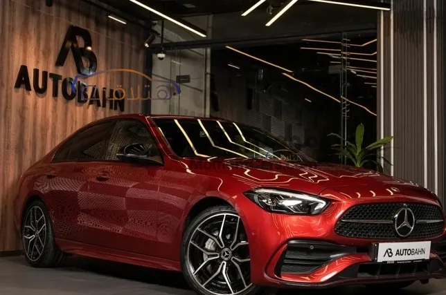 مرسيدس C 200 2023 سيدان 9000 كم للبيع