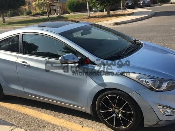 هيونداي إلنترا كوبيه 2013 أعلى فئة جلد فتحة سقف للبيع
