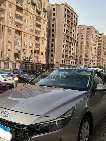 هيونداي إلنترا 2021 فئة تالتة 85 ألف كم للبيع