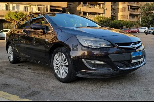 اوبل أسترا 2015 كوزمو اعلي فئة اتوماتيك