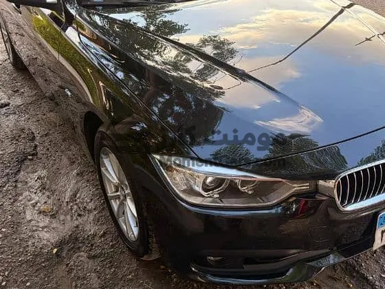 بي ام دبليو 318i 2016 سبورت لاين فابريكة للبيع