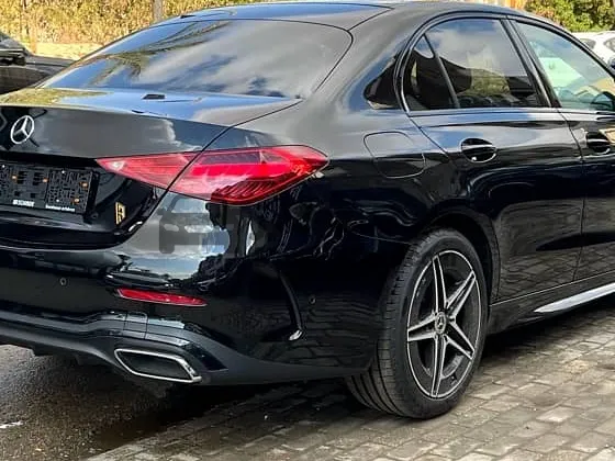 مرسيدس C180 2025 AMG جديدة للبيع