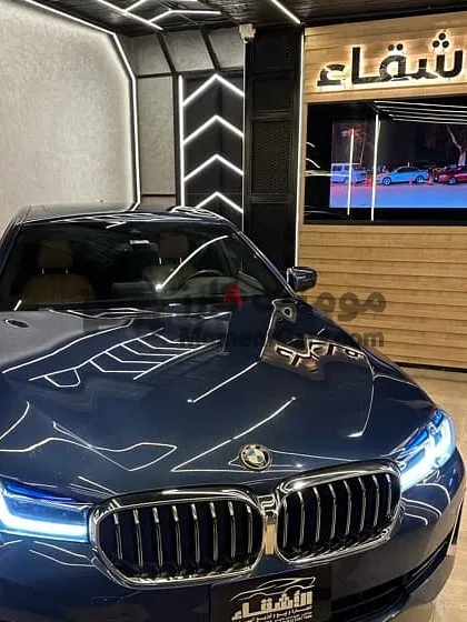 بي ام 520i 2021 Luxury عداد 71 ألف فابريكة للبيع