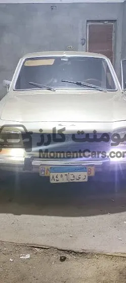 بيجو 504 موديل 1979 فتحة سقف وكهرباء للبيع