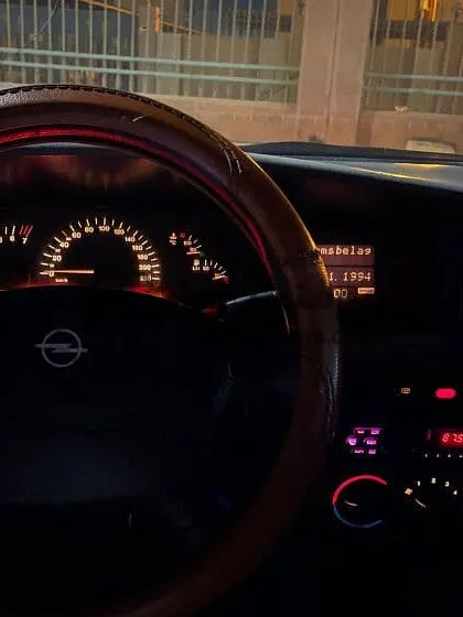 اوبل فيكترا 1996 اتوماتيك جلد بالكامل