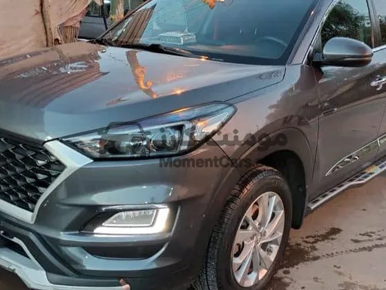 هيونداي توسان 2020 الفئة الثانية عداد 120 ألف كم فابريكا بالكامل