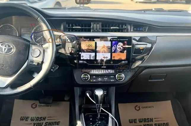 تويوتا كورولا 2015 اتوماتيك فئة تانية للبيع