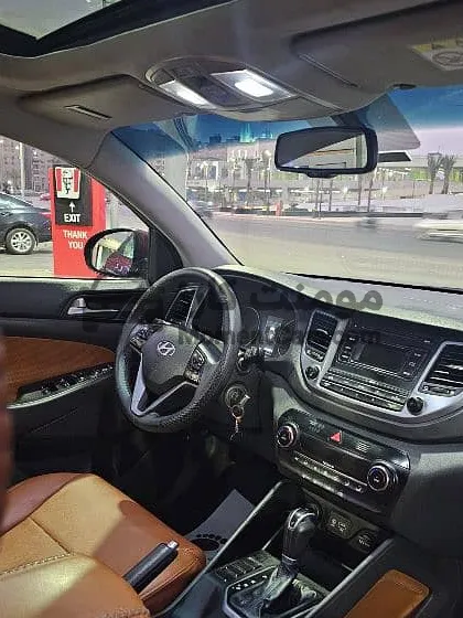 هيونداي توسان 2017 الفئة الثالثة بلس للبيع بحالة ممتازة