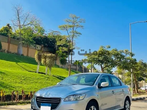 بيجو 301 مانيوال 2015 فبريكة دواخل للبيع