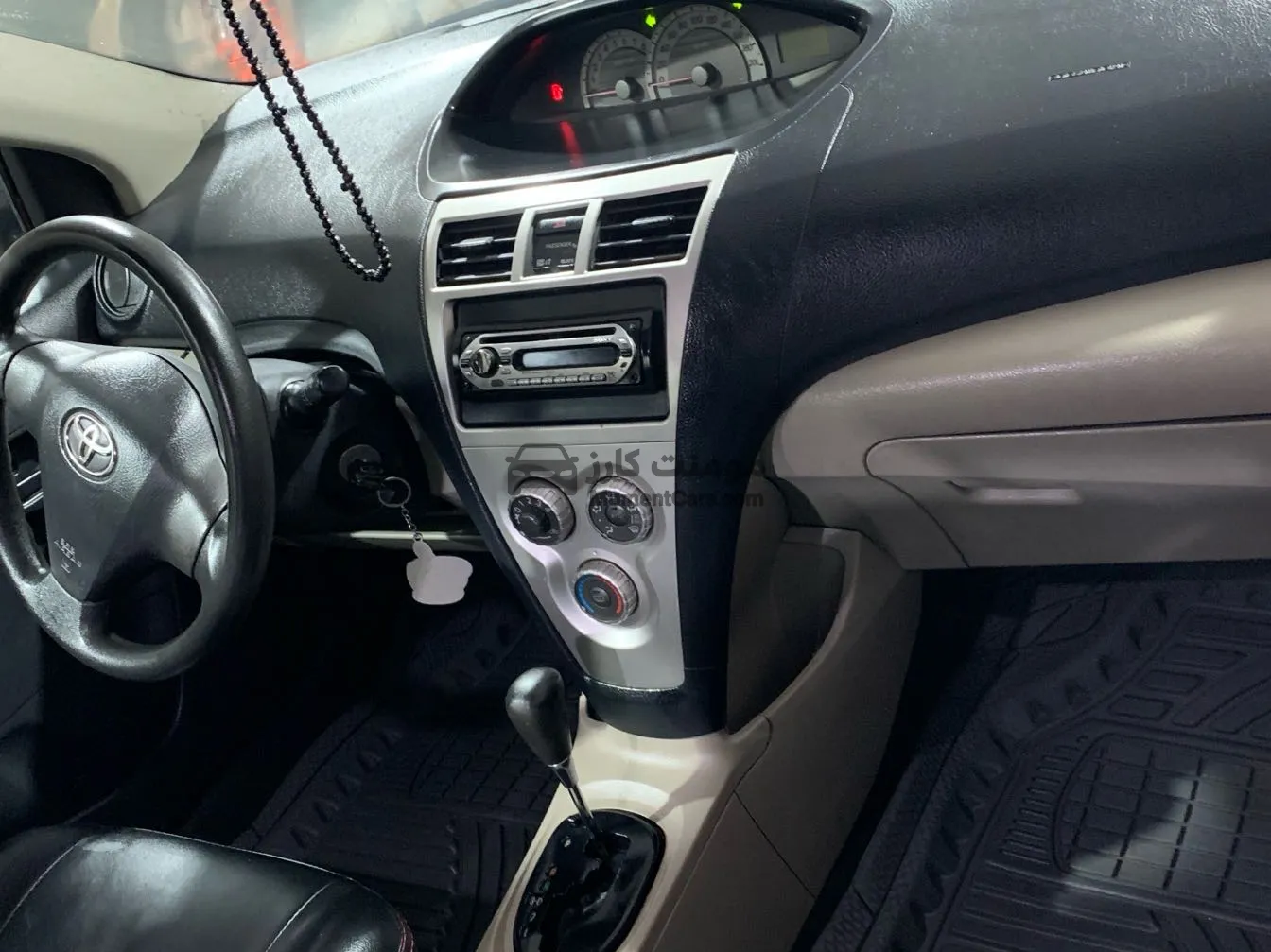 تويوتا ياريس 2007 اتوماتيك سيدان 1300 سي سي للبيع
