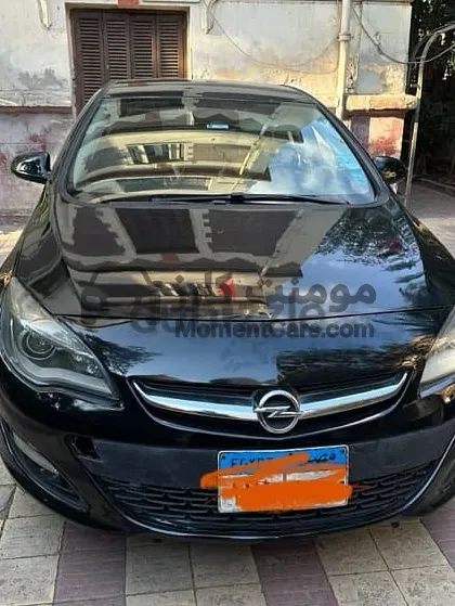 للبيع أوبل أسترا 2017 أعلى فئة 70 ألف كم أوتوماتيك