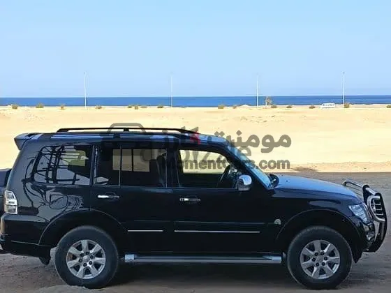 ميتسوبيشي باجيرو 2016 أعلى فئة خليجي للبيع بحالة الفابريكا