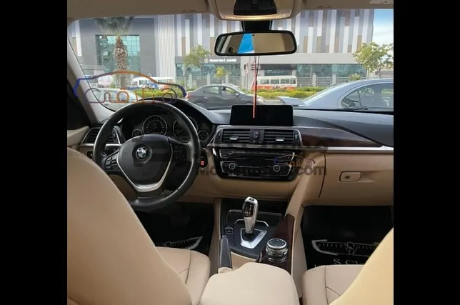 بي ام دبليو 320 موديل 2016 فابريكة 85 ألف كم