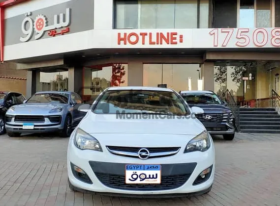 أوبل أسترا 2021 الفئة الثانية - كاش أو تقسيط