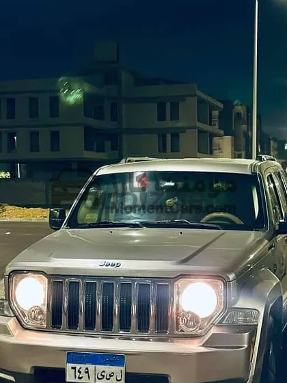 جيب شيروكي 2008 اتوماتيك للبيع بحالة ممتازة