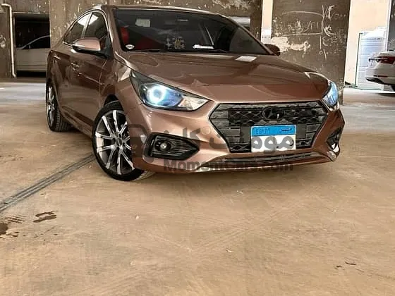 هيونداي أكسنت 2019 HCI فتحة سقف ومالك أول