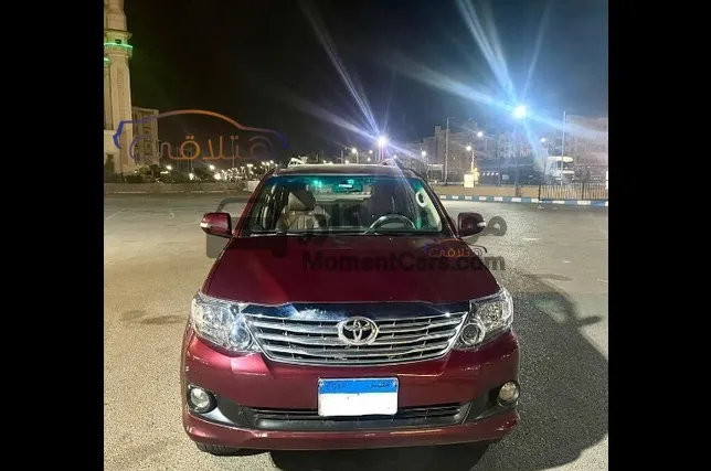 تويوتا فورتشنر 2013 اتوماتيك مكنة كبيرة