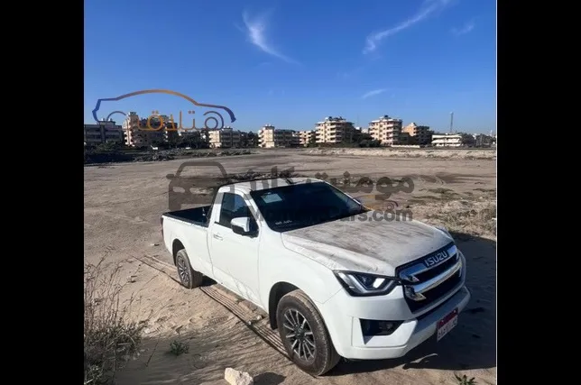 ايسوزو دي ماكس 2022 مانيوال ديزل للبيع