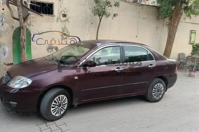 تويوتا كورولا 2004 مانيوال للبيع