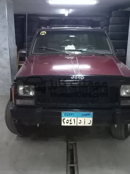 جيب شيروكي 1995 مانيوال جلد للبيع