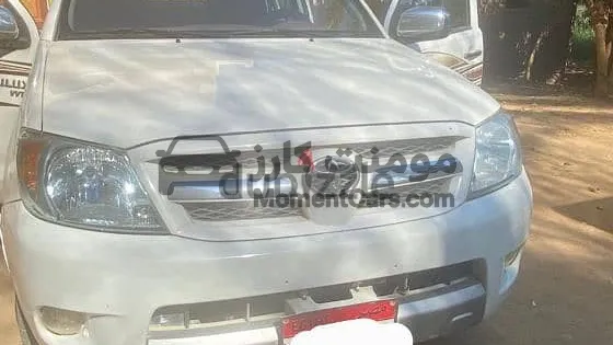 تويوتا هايلوكس 2006 خليجي 128 ألف كم مانيوال