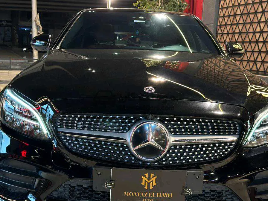 مرسيدس C200 AMG 2020 بحالة ممتازة للبيع