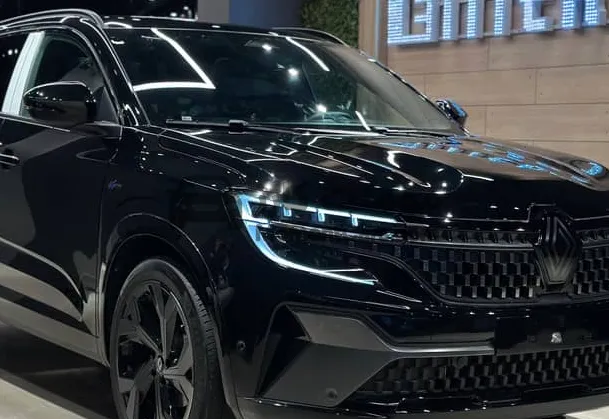 رينو اوسترال 2026 Black Edition للبيع اتوماتيك