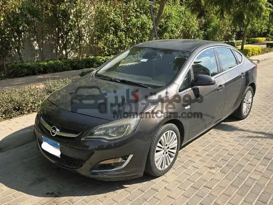 أوبل أسترا 2015 اوتوماتيك للبيع