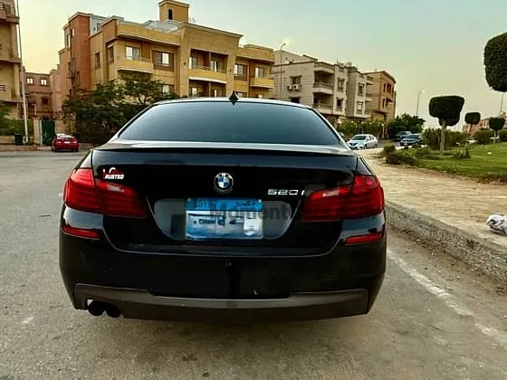 بي ام دبليو 520 M Sport 2017 فبريكة