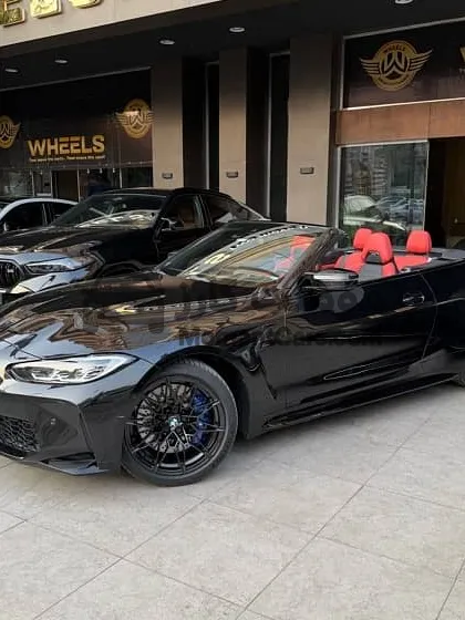 BMW M4 Competition Xdrive كابورليه 2023 صيانات وكاوتش جديد