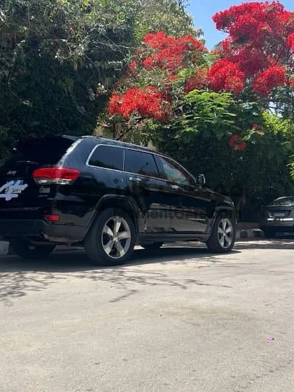 جيب جراند شيروكي ليميتيد 2015 للبيع