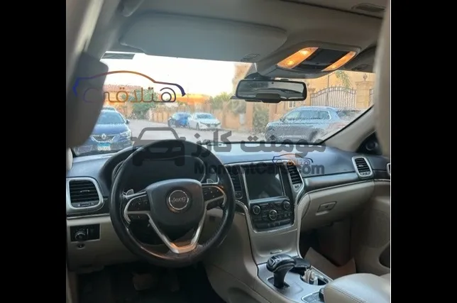 جيب جراند شيروكي 2018 ليمتد 5.7L سوبر تشارج