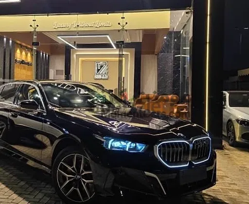 بي ام دبليو i5 موديل 2025 كهربائية بالكامل عداد زيرو للبيع