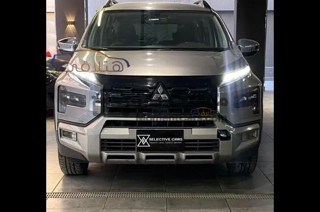 ميتسوبيشي اكسباندر 2024 اتوماتيك للبيع