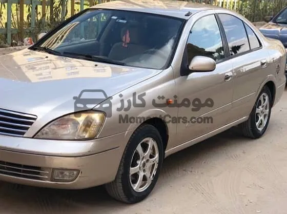 نيسان صني N16 موديل 2016 اوتوماتيك فابريكة بالكامل عداد 120 ألف كم