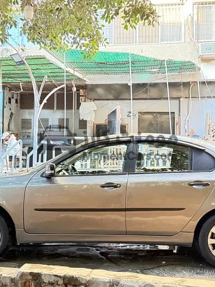 بروتون بيرسونا 2011 أوتوماتيك 1600cc للبيع