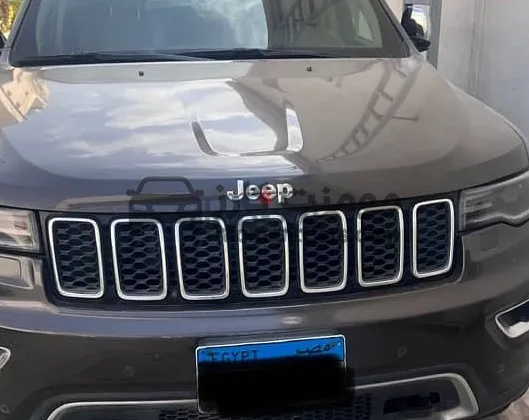 جيب جراند شيروكي 2019 اوتوماتيك مستعملة للبيع