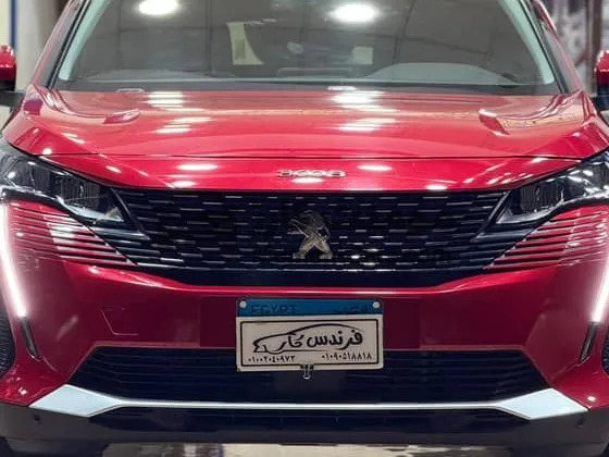 بيجو 3008 موديل 2021 فئة Allure Pack عداد 20 ألف كم بحالة الفابريكة