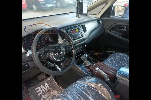 كيا كارينز 2014 أوتوماتيك تاني فئة للبيع