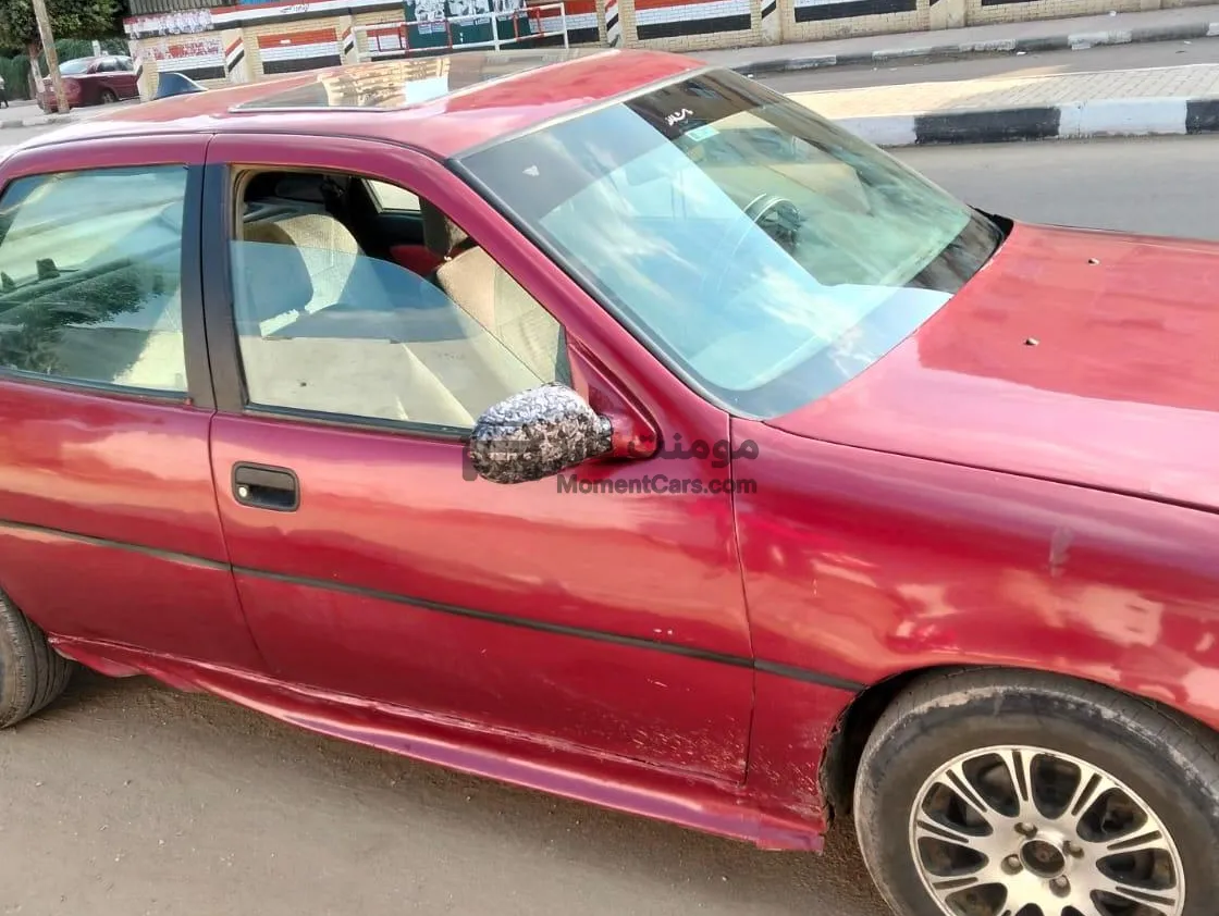 أوبل فيكترا 1995 مانيوال 1600 سي سي للبيع