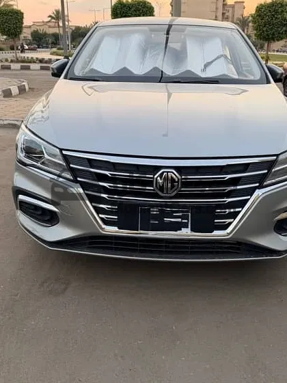 ام جي 5 اعلى فئة 2026 كسر زيرو للبيع