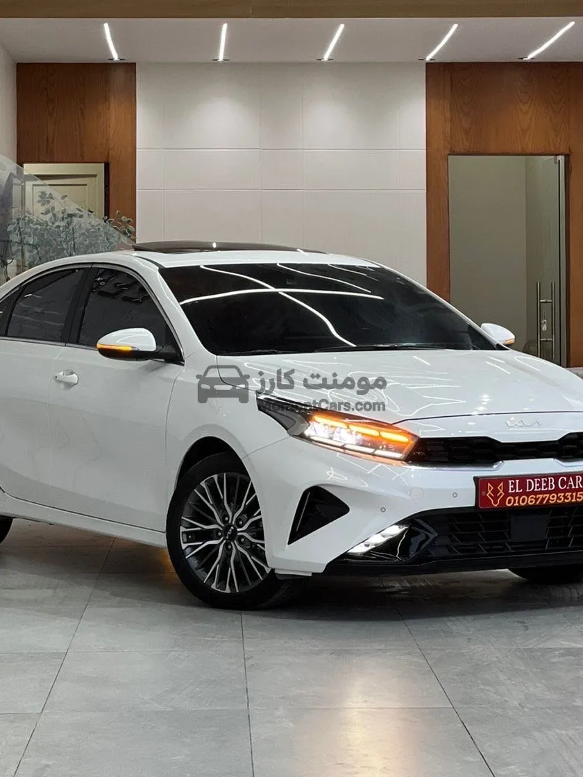 كيا K3 2022 سيدان أعلى فئة Signature مستعملة