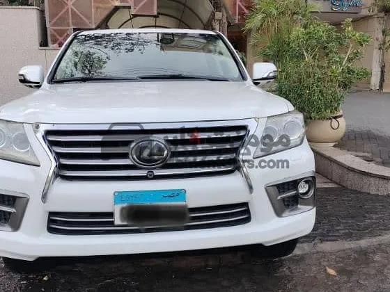 لكزس LX 2010 توب لاين (معدلة 2014) عداد قليل للبيع